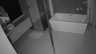 voyeurcam-casa-salsa-bathroom-3