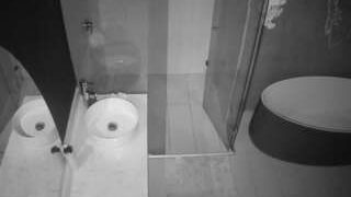 voyeurcam-casa-salsa-bathroom-6