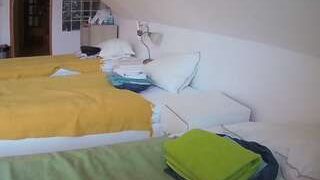 voyeurcam-julmodels-bed-3