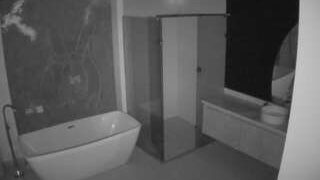 voyeurcam-casa-salsa-bathroom-4