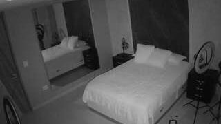 voyeurcam-casa-salsa-bedroom-4