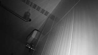 voyeurcam-jb-xfollow-shower