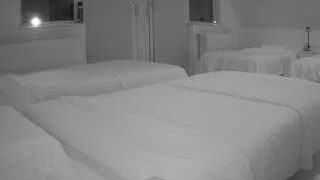 voyeurcam-julmodels-bed-2